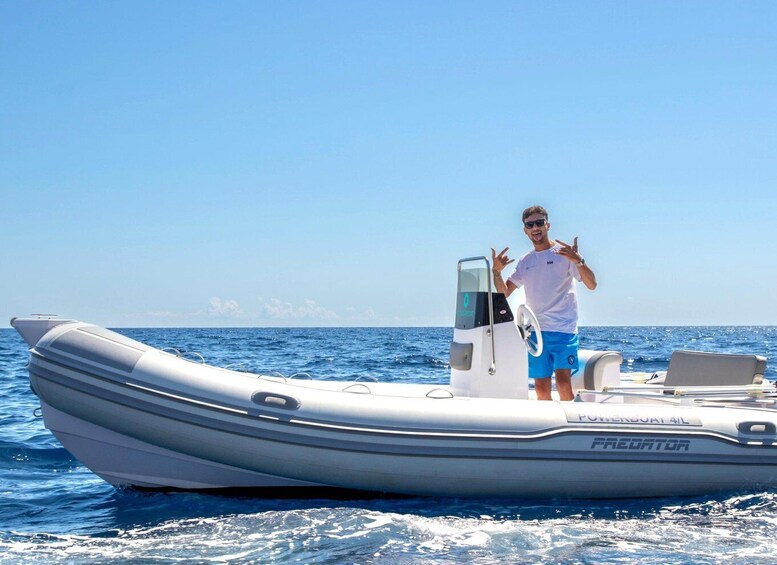Picture 3 for Activity Ischia Island: 40 hp inflatable boat rental without a license 2