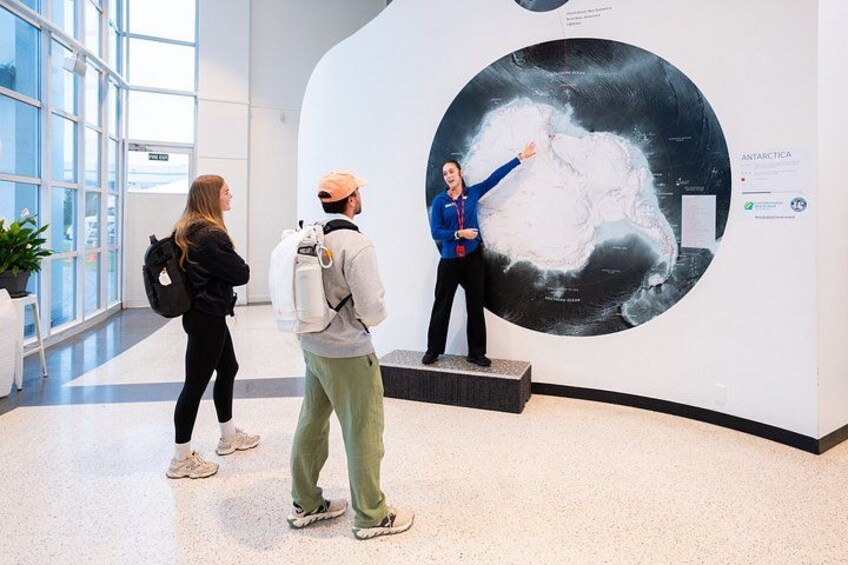 Christchurch: International Antarctic Centre Guided Tours 1