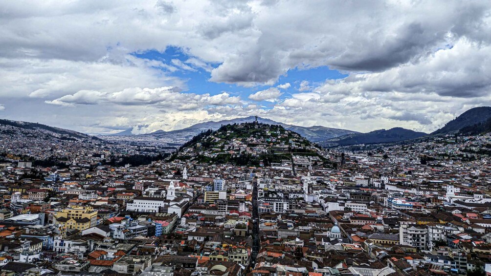 Living Roots: The Indigenous History of Quito Waking Tour 1