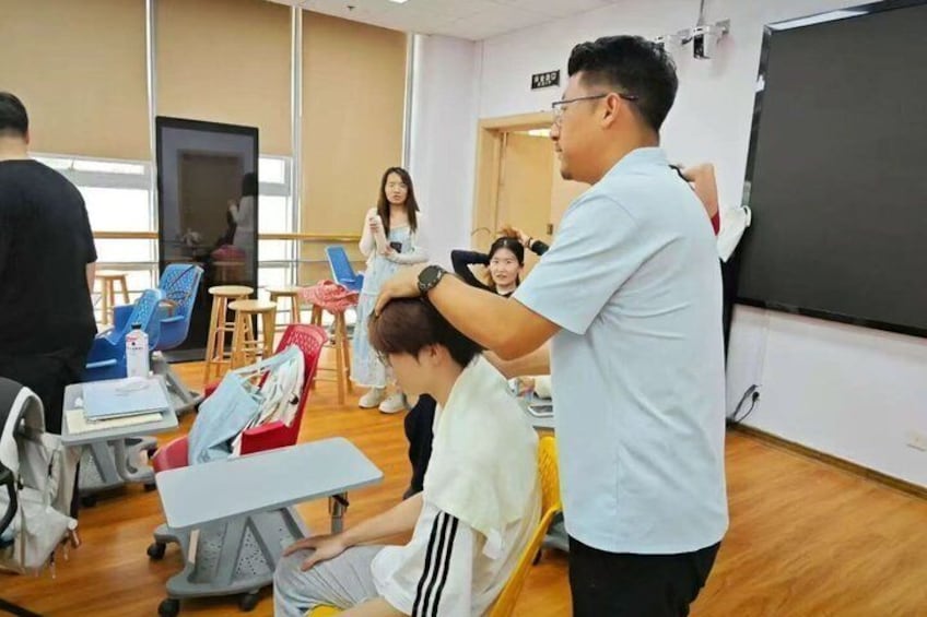 Traditional Chinese Medicine Day at Shanghai's Top University 4