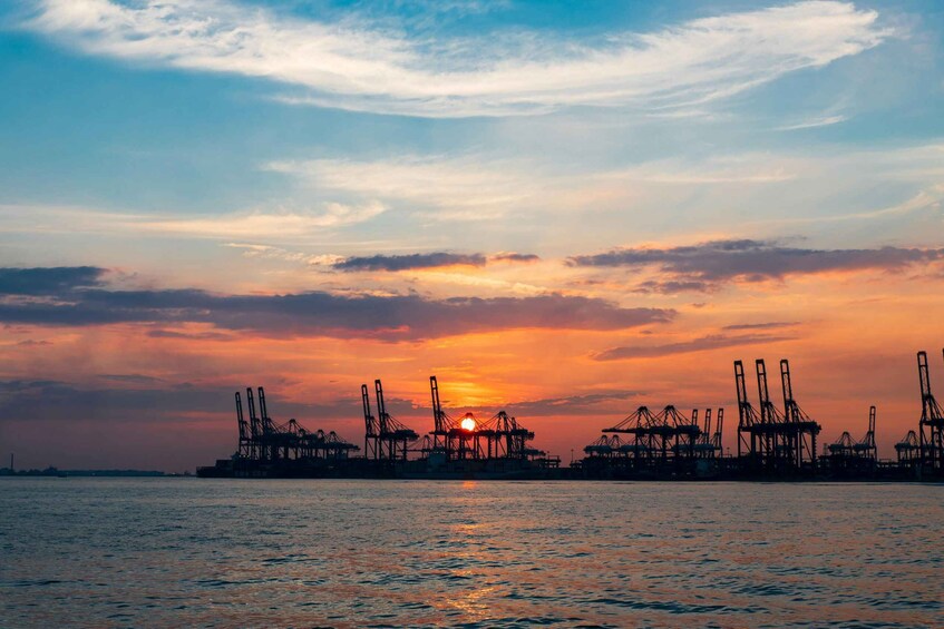 Singapore: Labrador Sunset Walk & Hidden History Tour 1