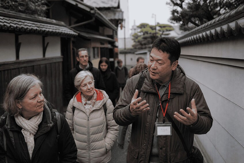 Picture 1 for Activity Hiroshima: Heritage Walk & Old Town Walking Tour 2