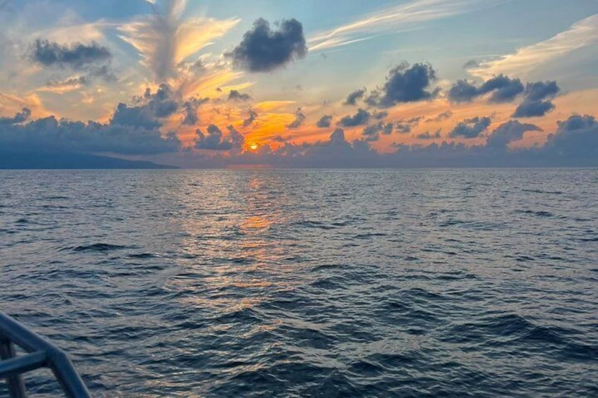 Tour on a traditional Azores boat and sunset 1