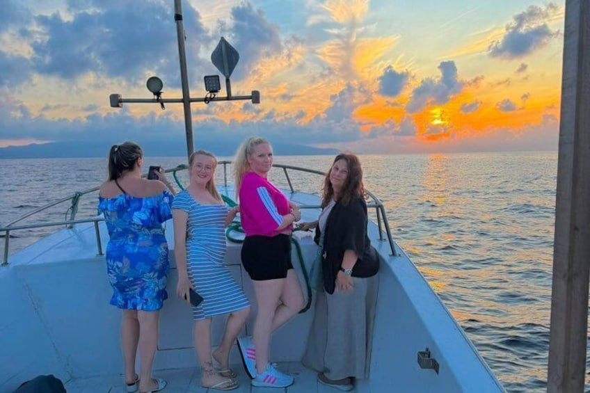 Tour on a traditional Azores boat and sunset 3