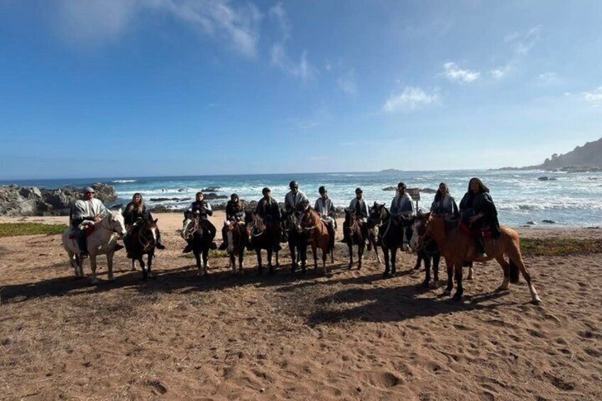 Papudo Winter Tour Horseback Riding and Penguin Watching 1