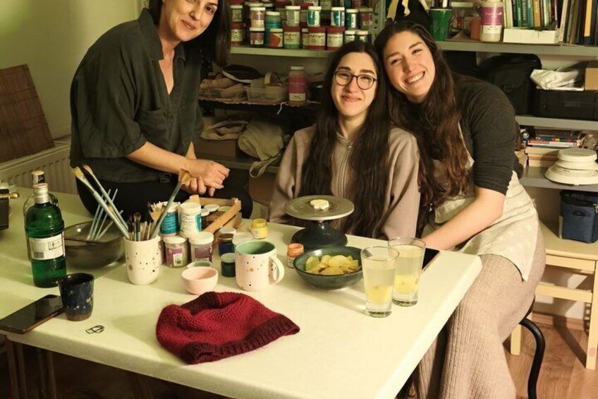 Ceramic Glazing Workshop in Sakarya with Local Artist Serra 1