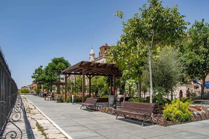 Hello Valladolid: Private 2-Hour Intro City Walk with Local Guide 2