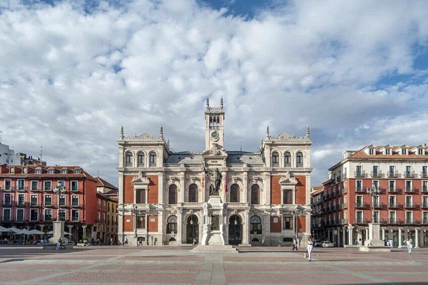 Hello Valladolid: Private 2-Hour Intro City Walk with Local Guide 3