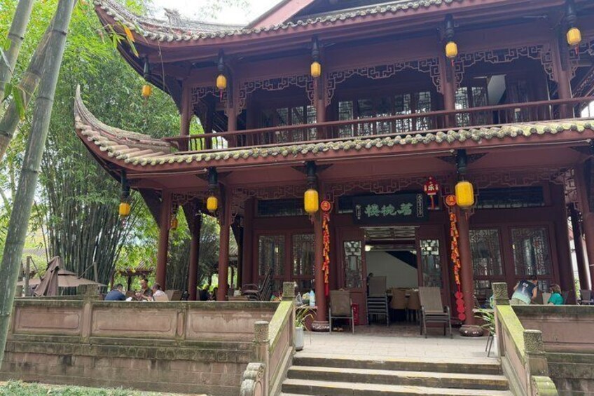 Authentic Local Tour in Chengdu 3