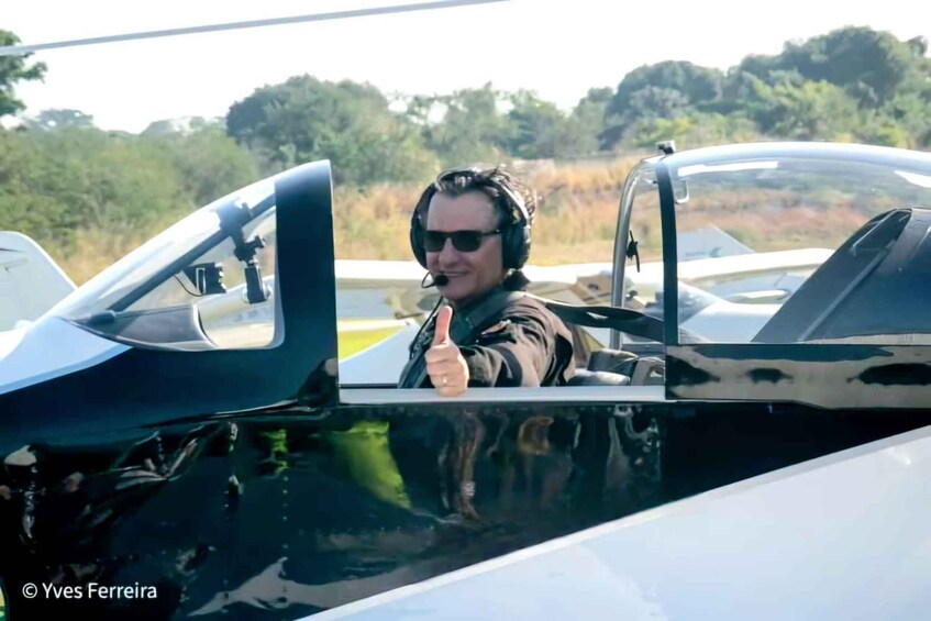 Picture 3 for Activity Rio de Janeiro: Aerobatic Flight 2