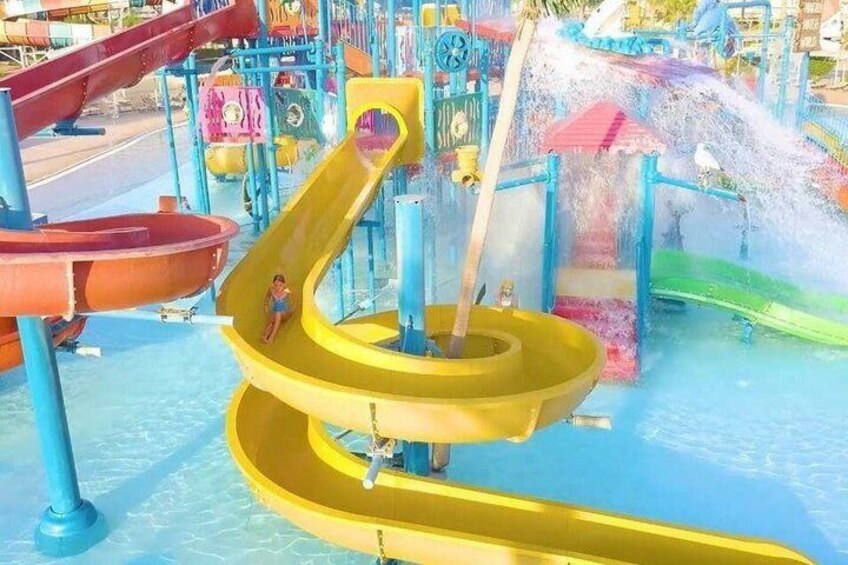 All Inclusive Makadi Aqua Park Day Trip with Lunch and Transfers 2