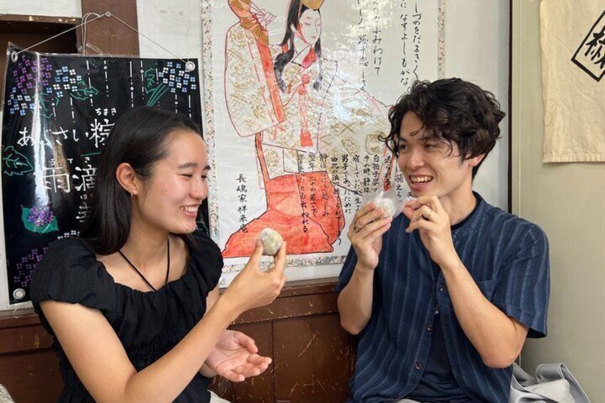 Kamakura Street Food Tour with 7 Tastings 1
