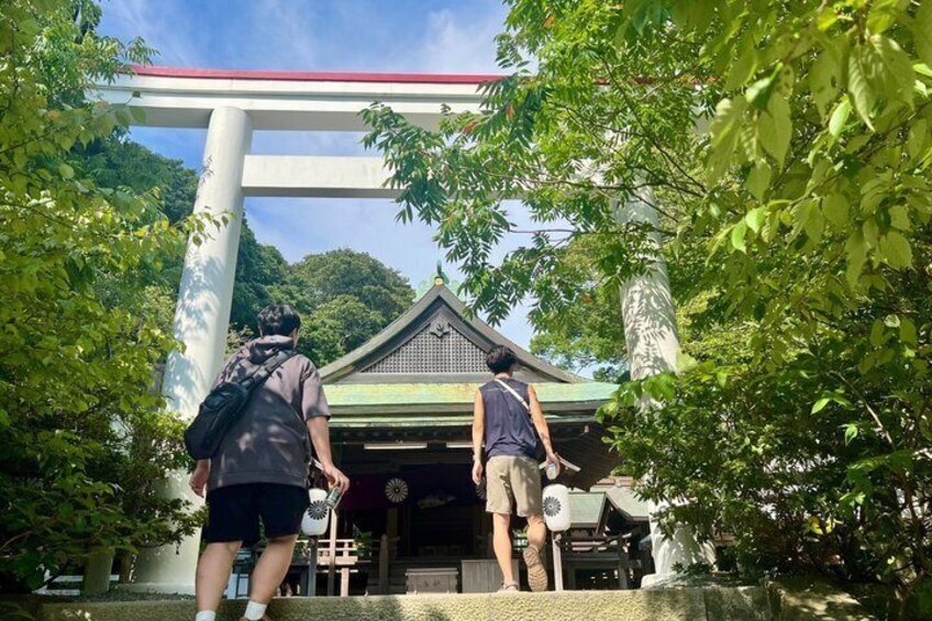 Kamakura Street Food Tour with 7 Tastings 4