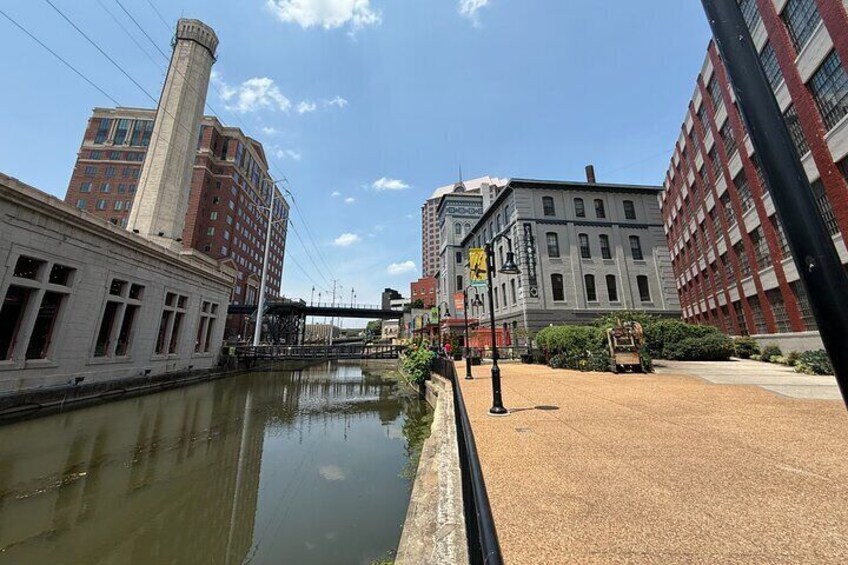 Richmond's Historic Market Food Tour with 5 Authentic Tastings 5