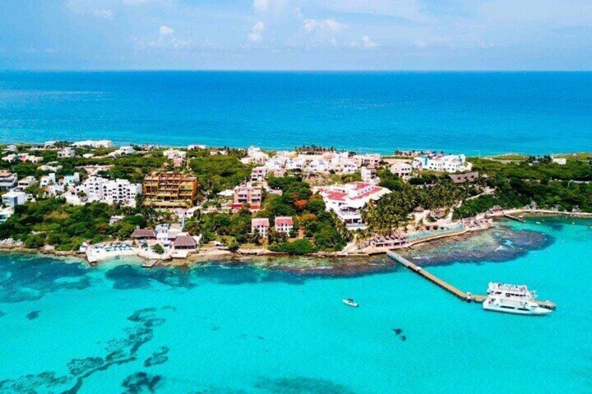 Isla Mujeres on luxury catamaran with snorkel, open bar and lunch 5