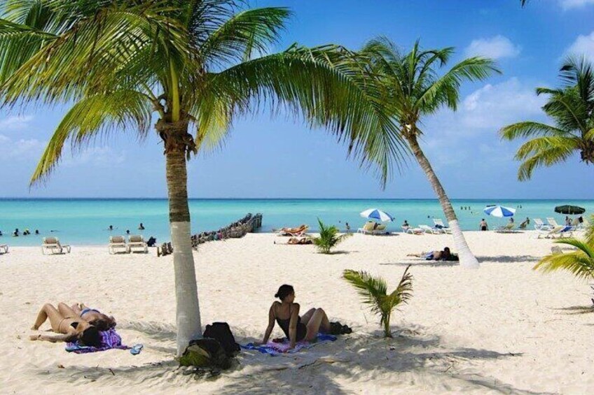 Isla Mujeres on luxury catamaran with snorkel, open bar and lunch 3