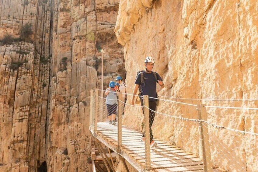 Tickets Caminito del Rey with guided tour from El Chorro 3