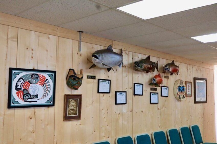 Ketchikan Deluxe City, Saxman Native Village and Wildlife Tour 3