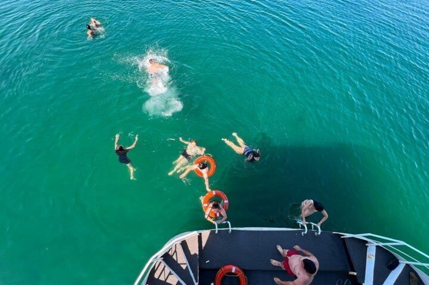 From Istanbul Swimming Tour in the Marmara Sea by Boat with Lunch 5