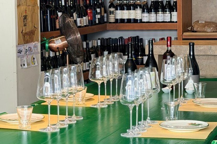 Puglia Wine Tasting Experience at Vineria Wine Bar 2