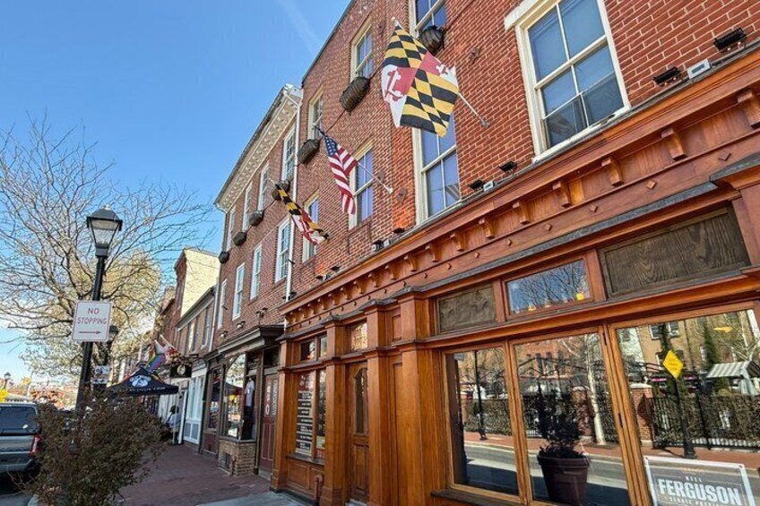 Baltimore Food Tour Taste with 7 Tastings and Crab Cake 4
