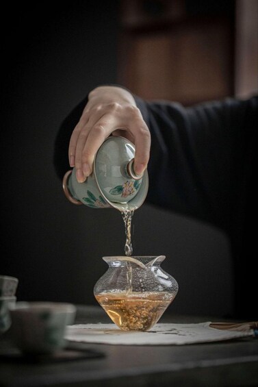 Picture 7 for Activity Hidden Teahouse: Budapest’s Unusual Tea Omakase Experience 5