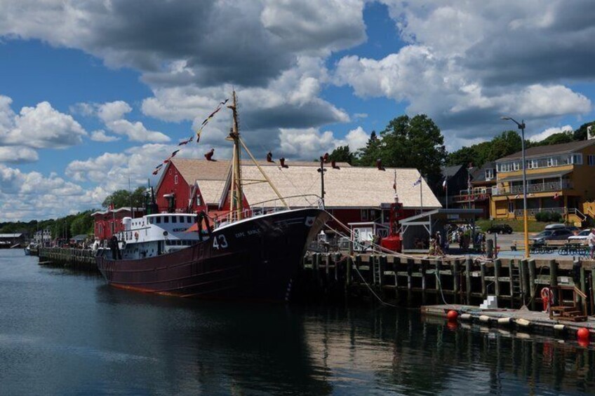 Lunenburg Heritage Tour 4