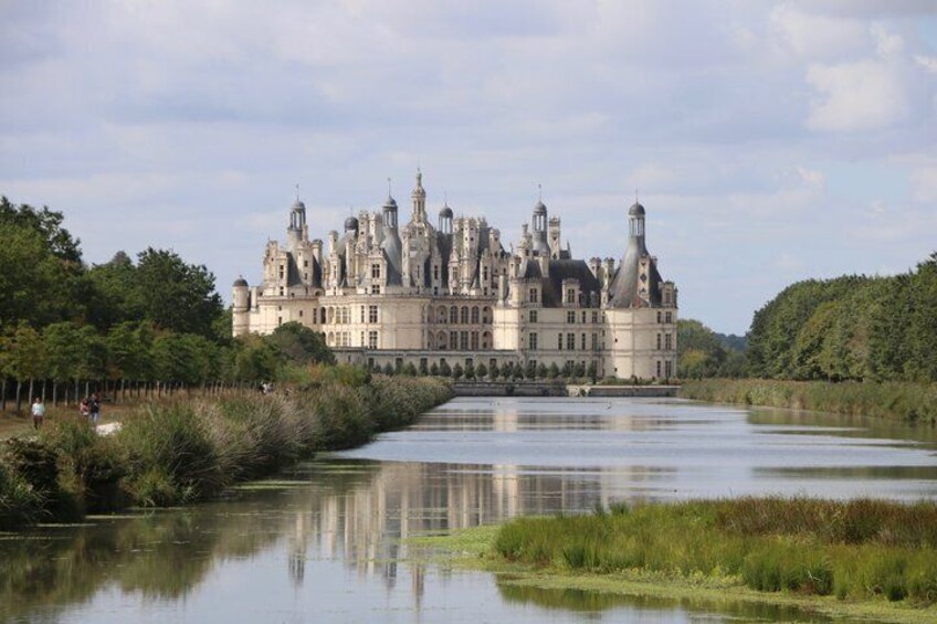 Private Luxury Loire Valley Castles Tour from Paris 3