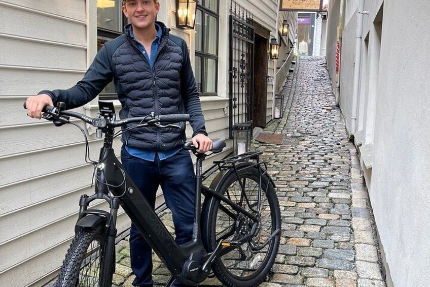 Bergen E Bike Tour Explore Cobblestone Streets and Local Culture 4