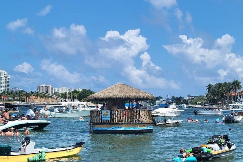 Tipsy Parrot Tiki cruises in Fort Lauderdale 1