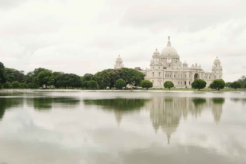 Kolkata: City Highlights Guided Day Tour With Hotel Pick-up 1