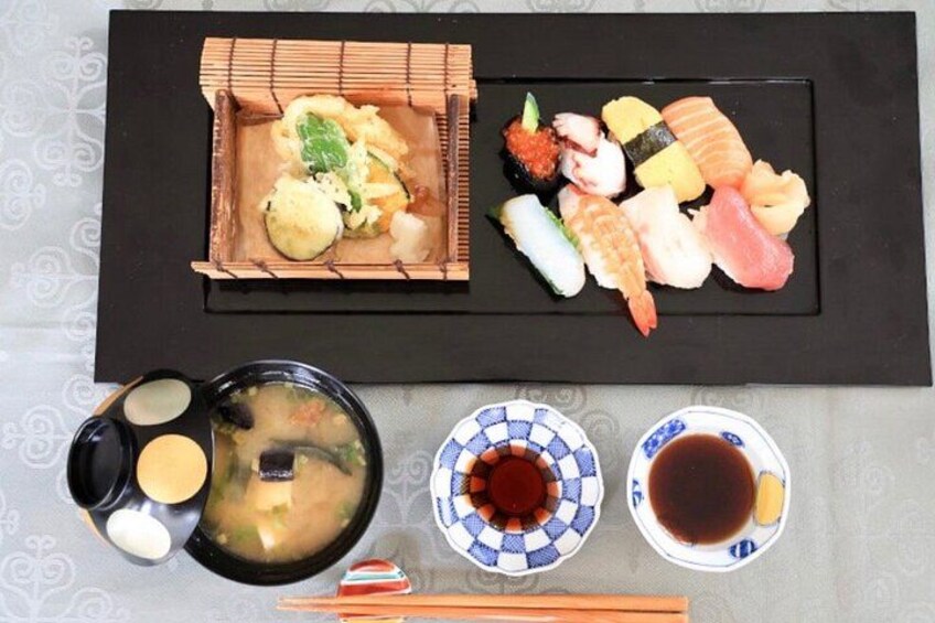 Osaka Nigiri Sushi, Tempura, Wagashi and Matcha Cooking Class 1