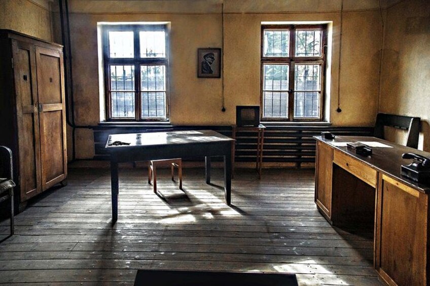 Oswiecim Auschwitz-Birkenau Museum with Audio Guide No Ticket 5