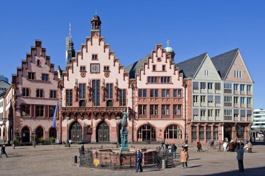 Frankfurt City Walk with Audio Guide in 7 Languages on your Phone 1