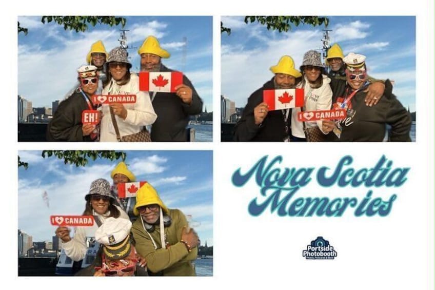 Guided Photo Booth Session and Make Your Own Souvenir Experience 1