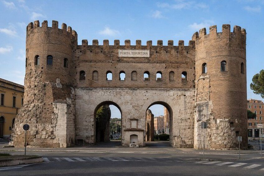 Tiburtina Local Life and Ancient Rome Walking Tour 1
