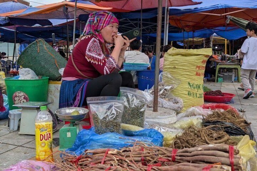 From Sapa: Colorful Bac Ha Sunday Market & Flower Hmong Village 5