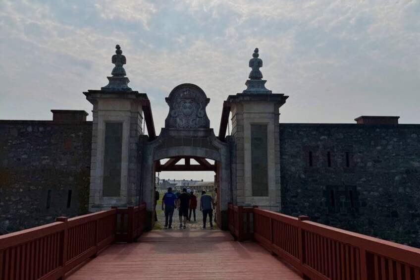 Louisbourg Tour, Canada’s 1st Lighthouse and Fortress 3