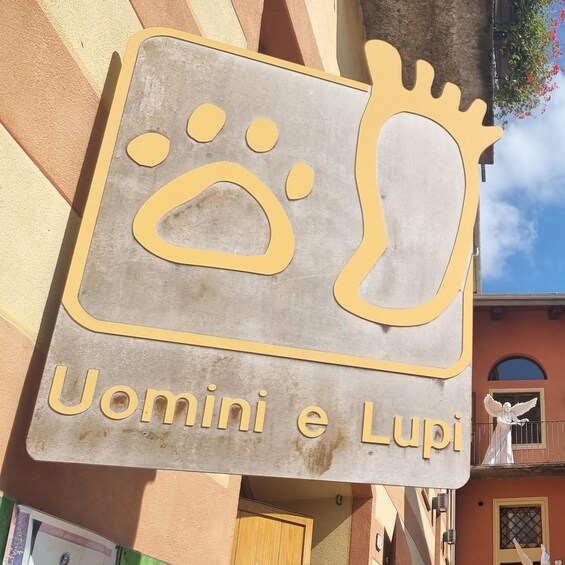 Alpes Maritimes: Admission to the Centro Uomini e Lupi 1