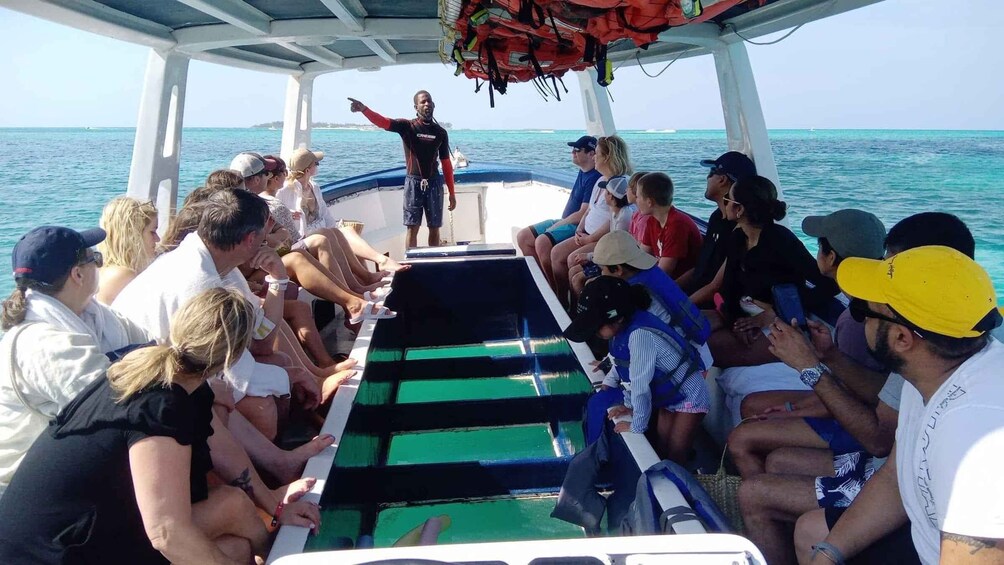 Bahamas: Glass Bottom Coral Reef Snorkeling Tour with Drinks 1
