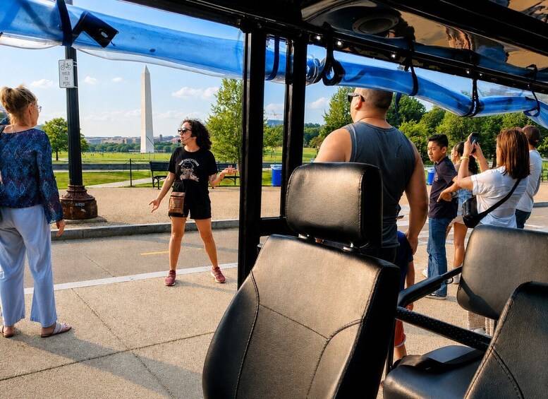 Picture 6 for Activity Washington, DC: Day & Night Guided Monuments Tour by E-Cart 2