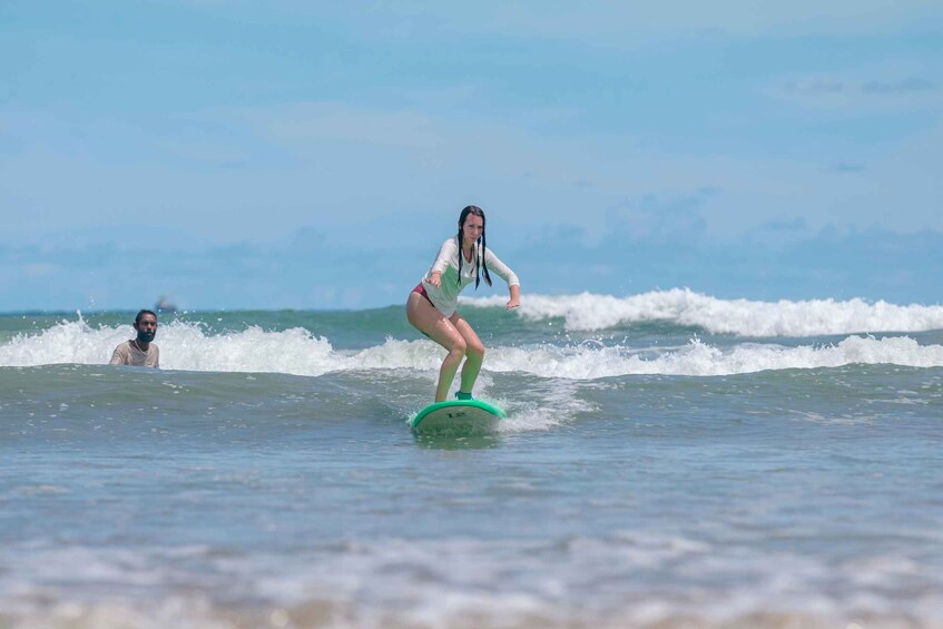 Picture 6 for Activity Arugam Bay Beginner Surf Lesson / Pro photoshoot option 2