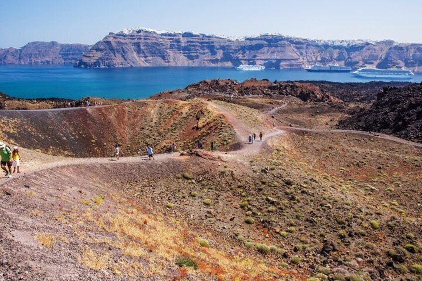 Full Day Santorini Volcano and Oia Sunset Tour 5