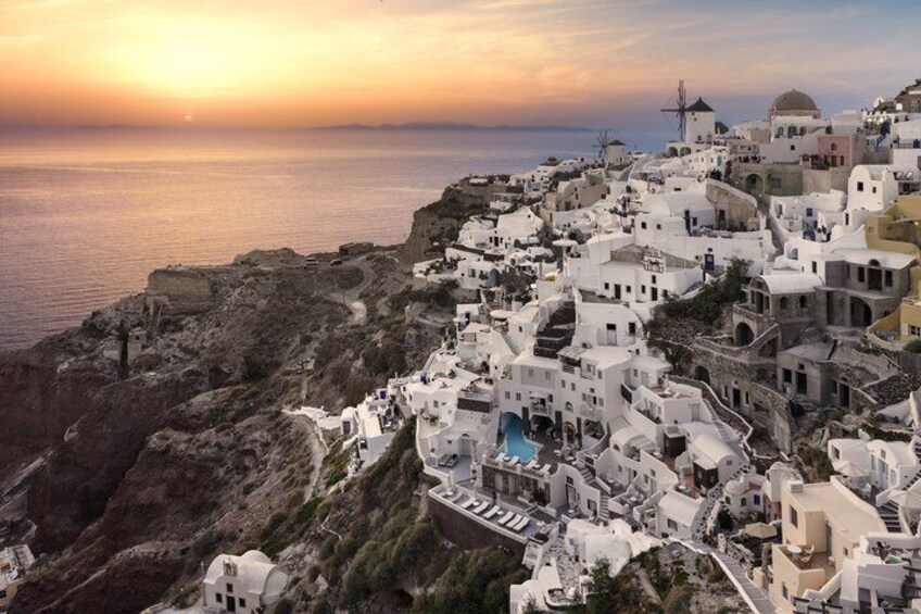 Full Day Santorini Volcano and Oia Sunset Tour 2