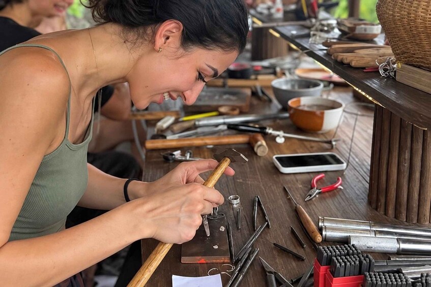 Yogyakarta: 2-Hour Silver Jewelry Making Class 1