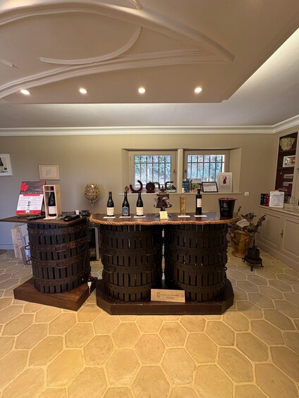 Picture 4 for Activity Gigondas: Tour of the winery, vineyards, and cellar with wine tasting 1