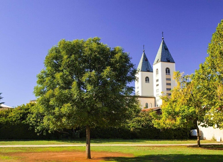 Medjugorje: Walking Tour with Naša Majka Museum Entry 1