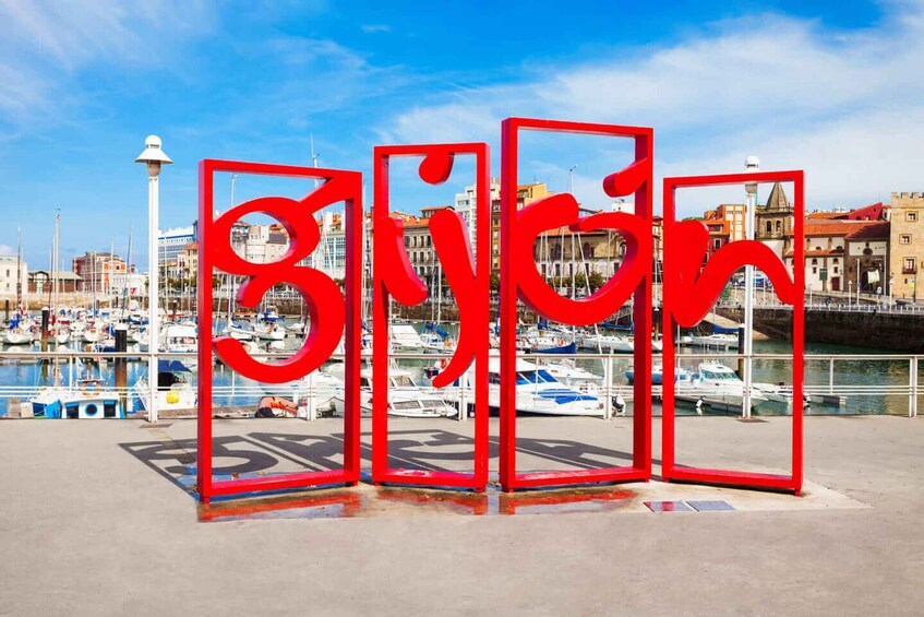 Picture 2 for Activity Hello Gijón: Private 2-Hour Intro City Walk with Local Guide 4