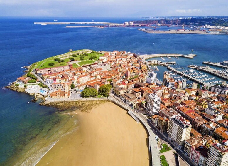Hello Gijón: Private 2-Hour Intro City Walk with Local Guide 1