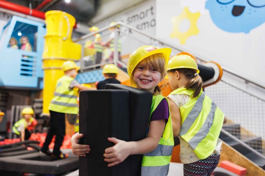Picture 1 for Activity WARSAW: Smart Kids Planet Entry Ticket 3